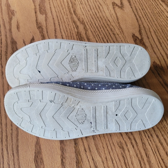 Palladium blue poka dot tennis shoes size 8 - Picture 5 of 6